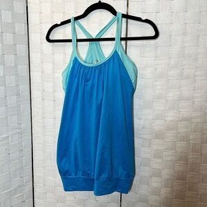 𝅺women's Teal and Blue Exercise Top SZ M Marika Tek